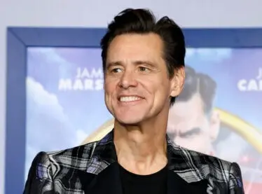 Jim Carrey, who leses himself on the set of 'Man on the Moon."