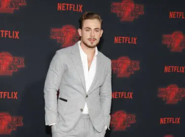Dacre Montgomery of 'Stranger Things' had one of the strangest self tape auditions for the role of Billy Hargrove, but it worked. Here's a breakdown of the self tape audition from an acting coach.