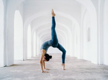 An actress proving the importance of posture.